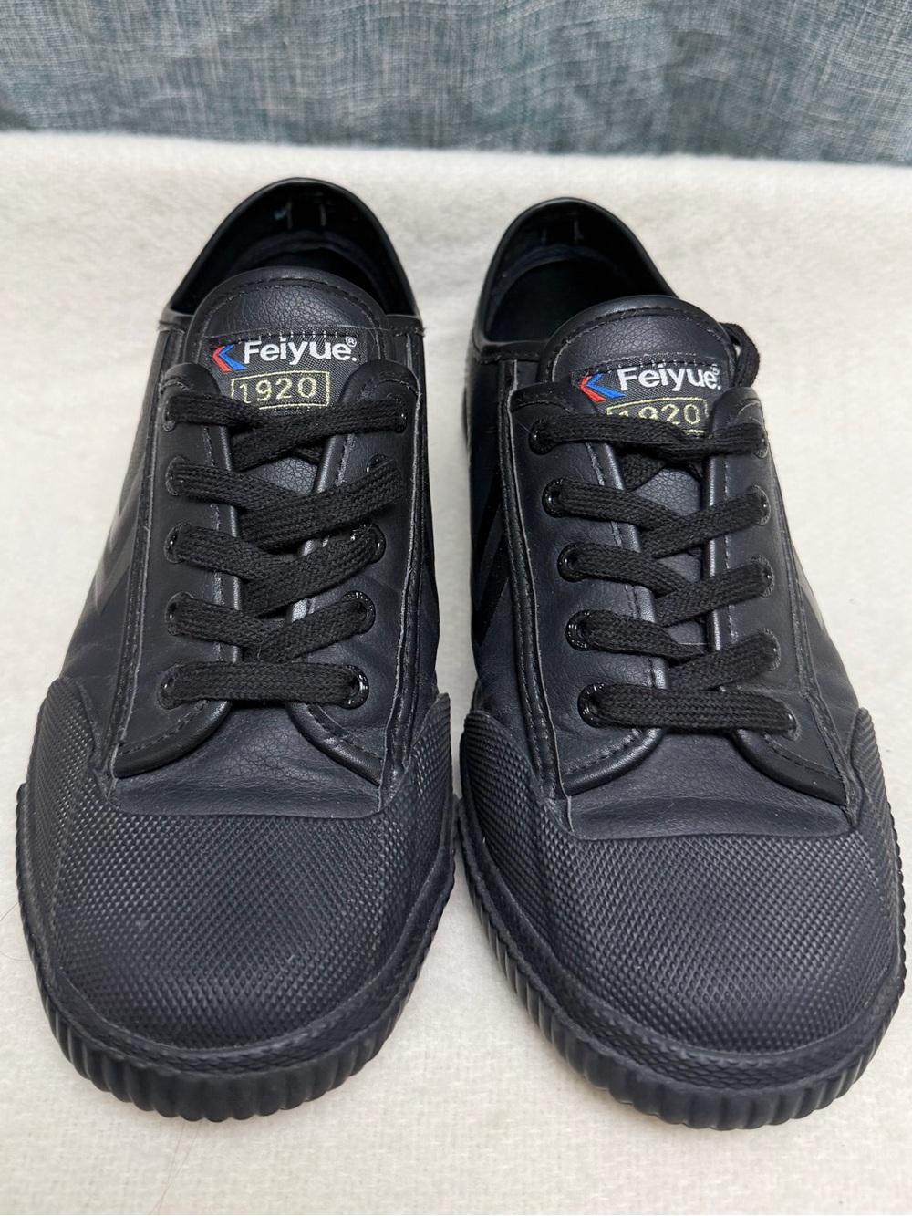 Feiyue Black Men's Low-Profile Athletic Sneakers